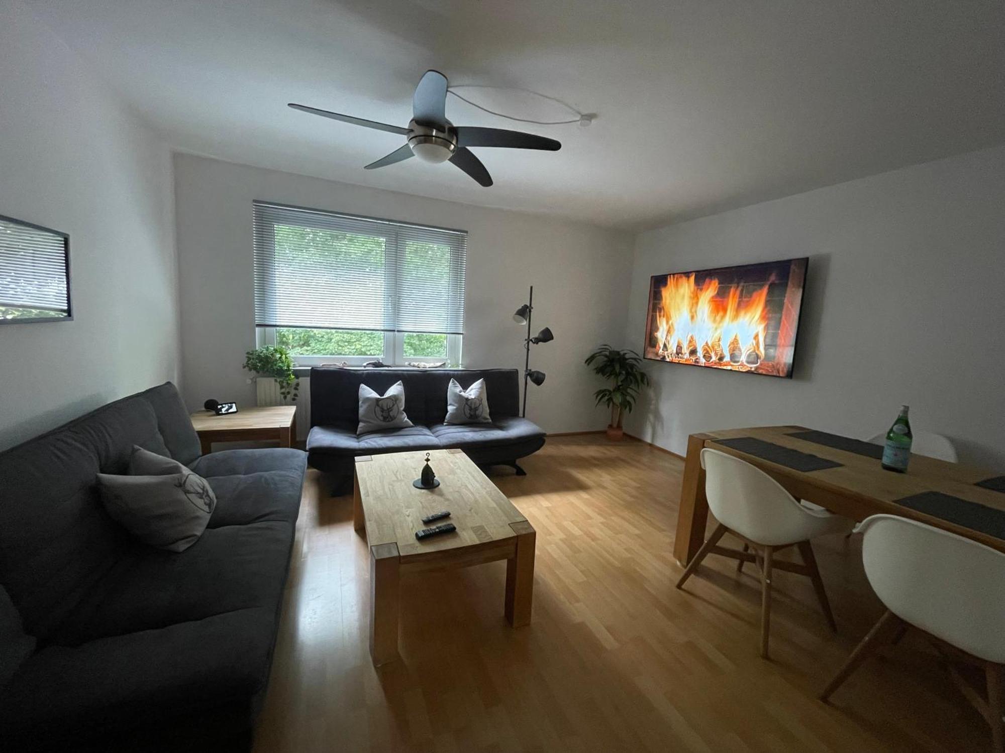 Casa Lobo Apartment Бохум Екстериор снимка